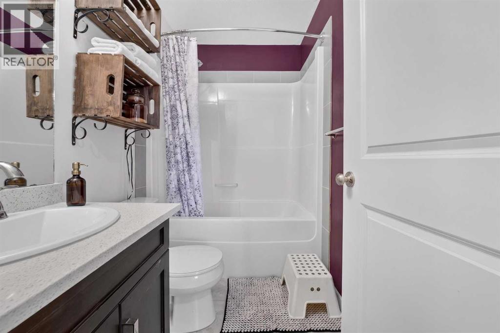 274 Mildred Dobbs Boulevard N - Image 23