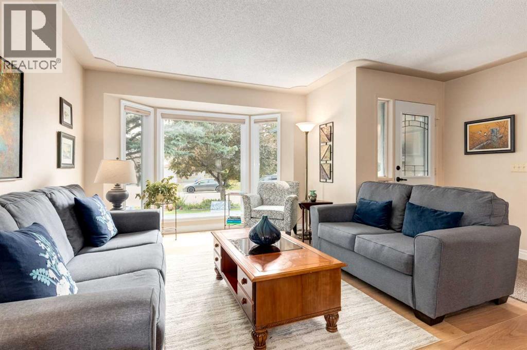 15 Sunrise Crescent SE - Image 14
