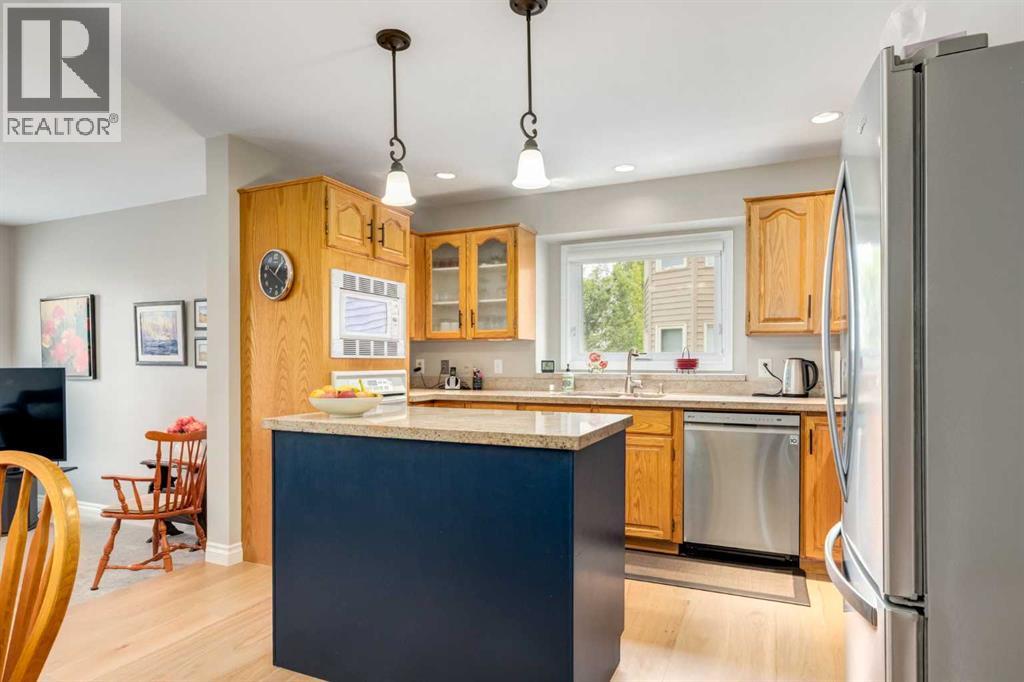 15 Sunrise Crescent SE - Image 6