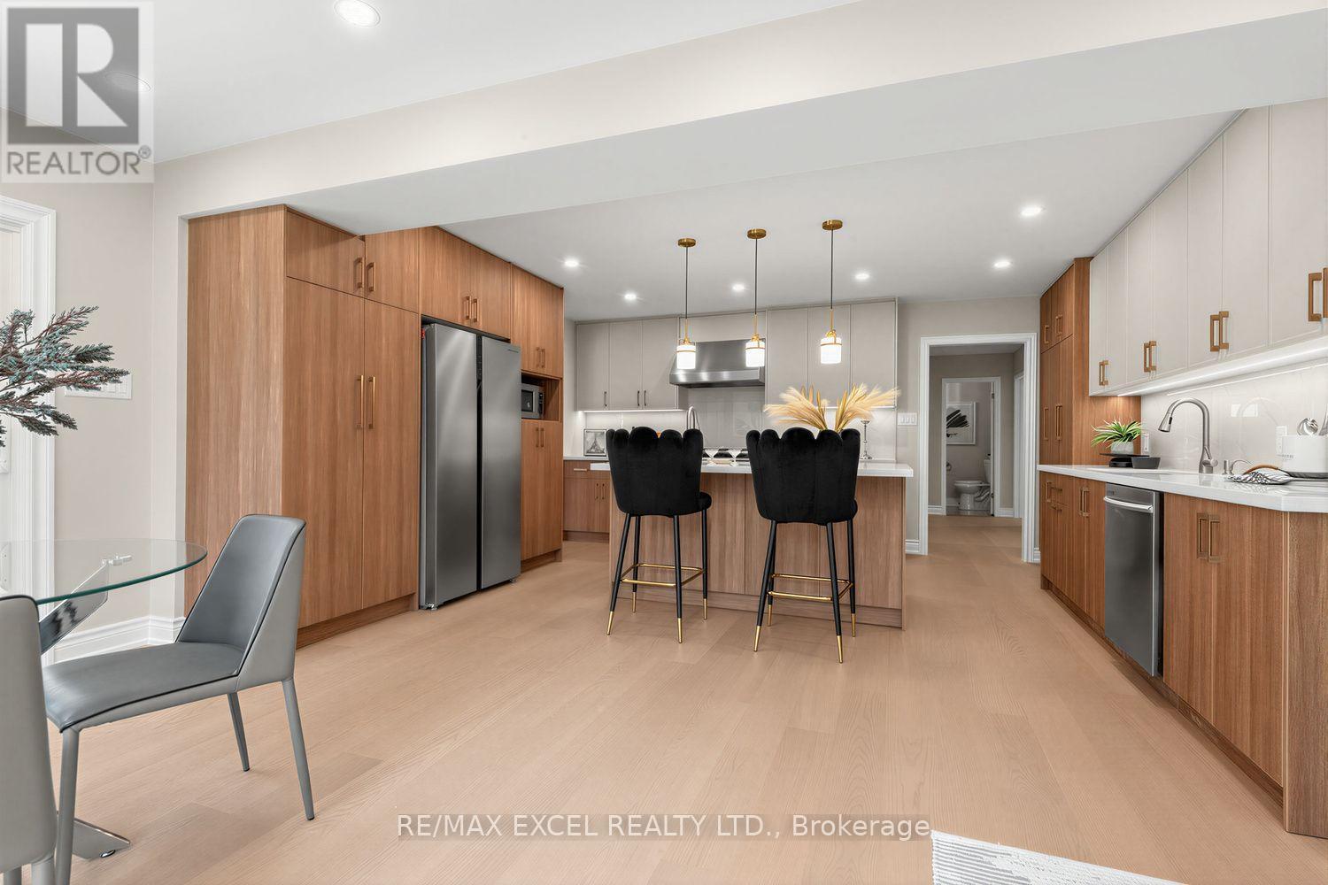 28 ROBINTER DRIVE - 13