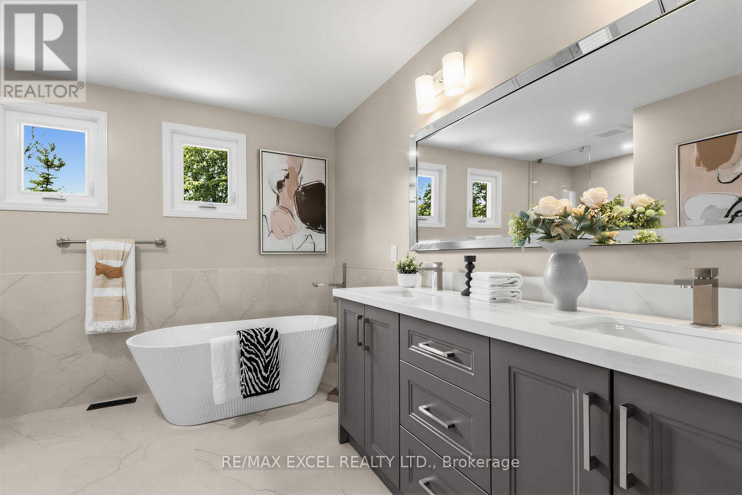 28 ROBINTER DRIVE - 24