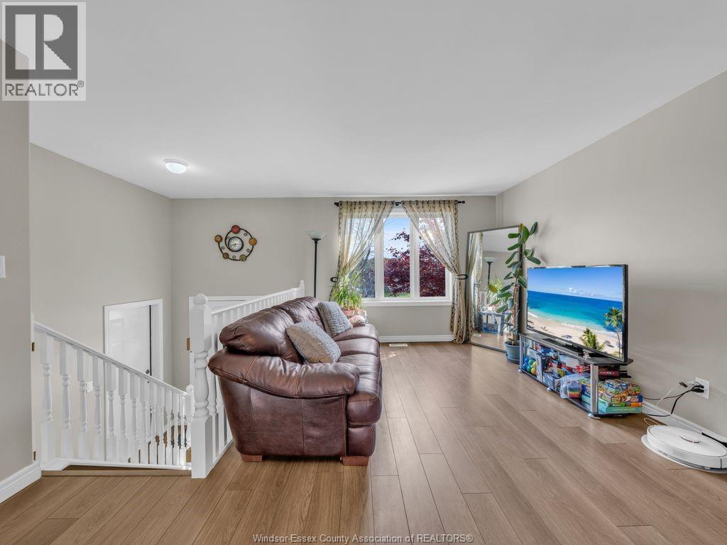 2115 EVERTS - 4