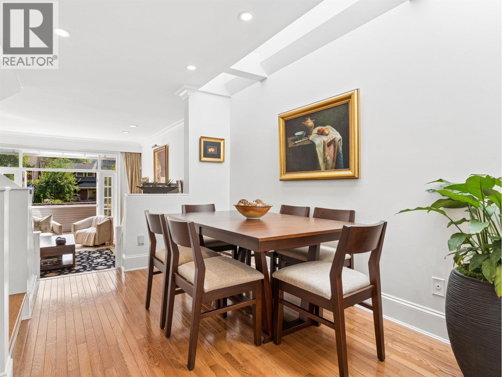 2760 W 2ND AVENUE, Vancouver