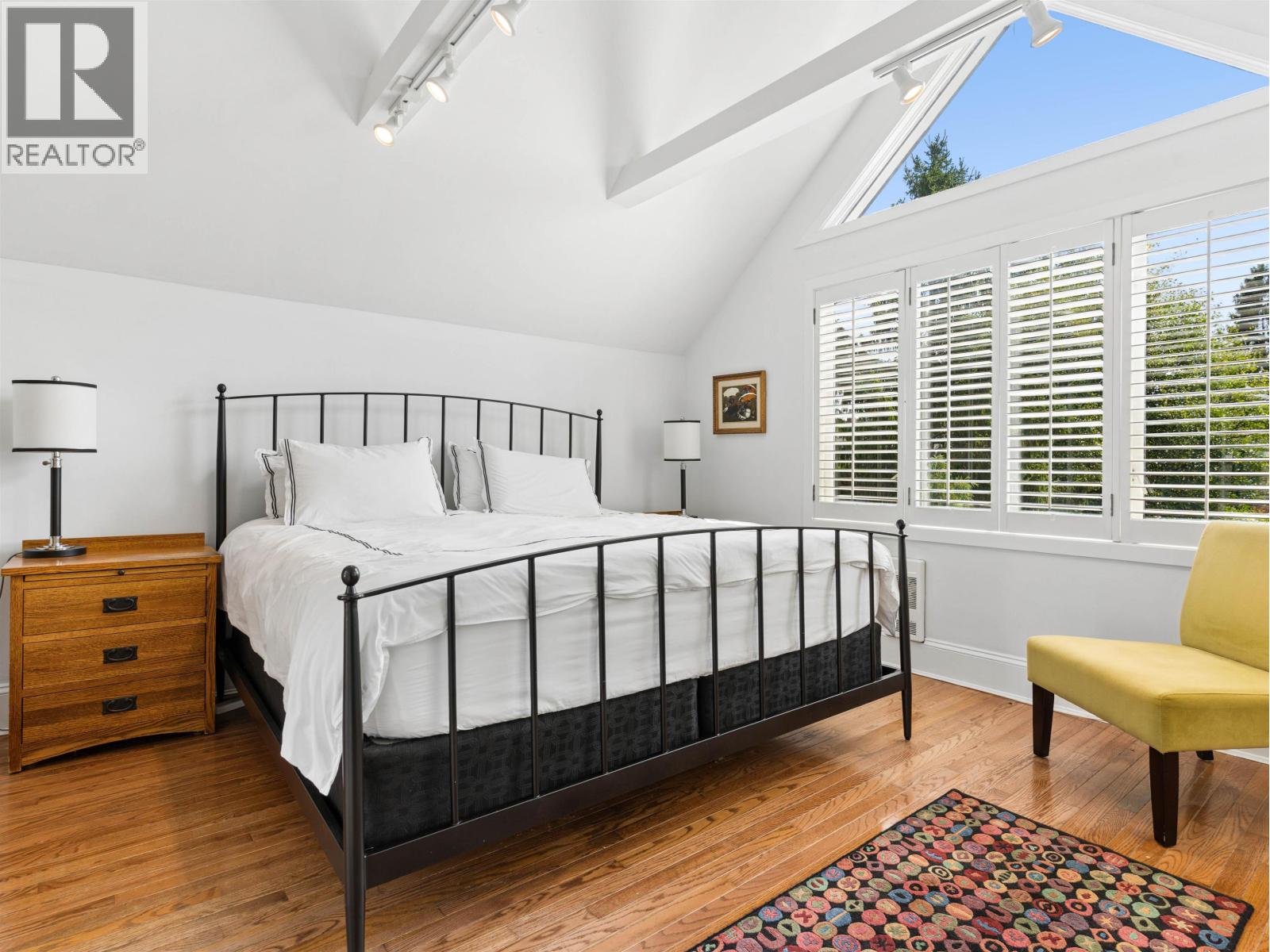 2760 W 2ND AVENUE, Vancouver