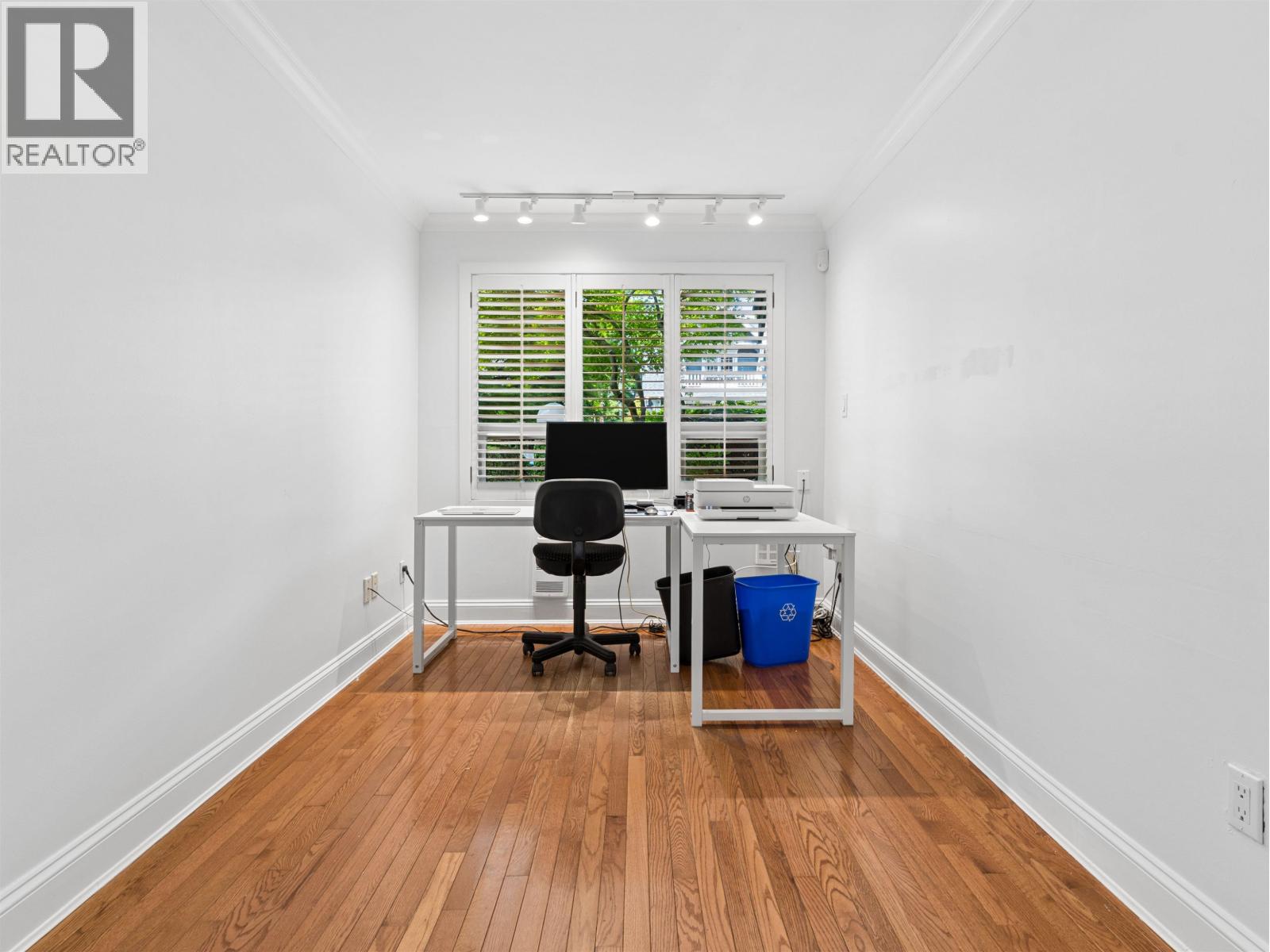 2760 W 2ND AVENUE, Vancouver