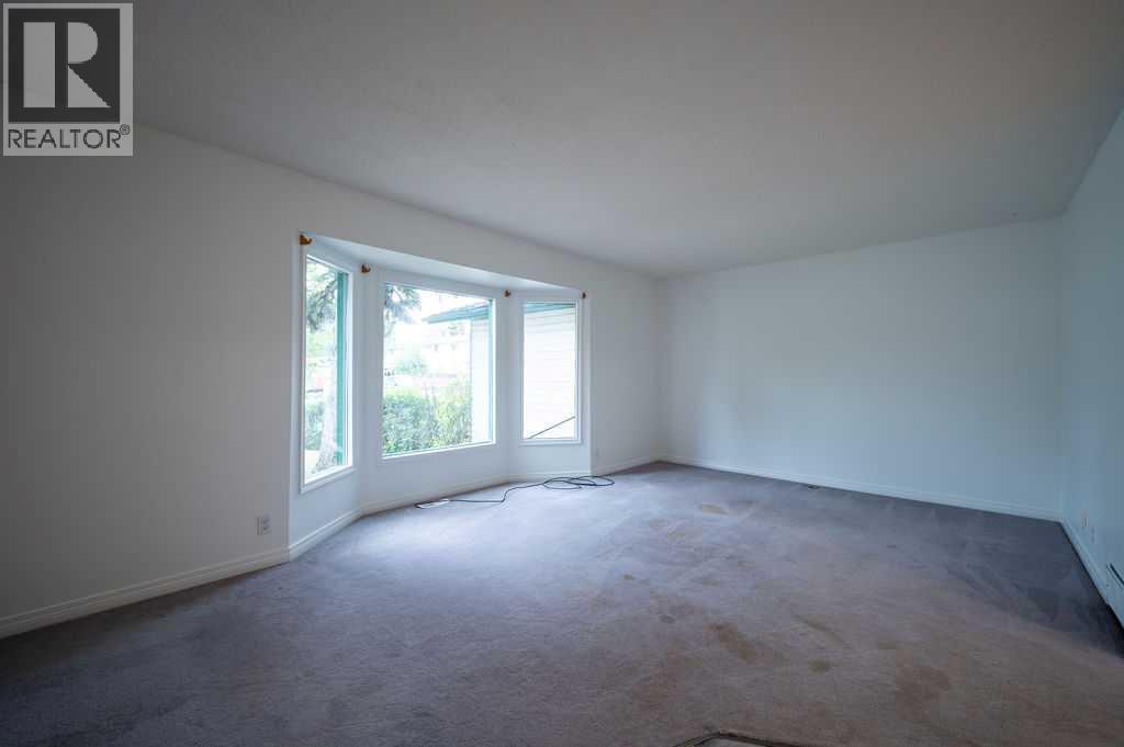 2603 60 Street NE - 4