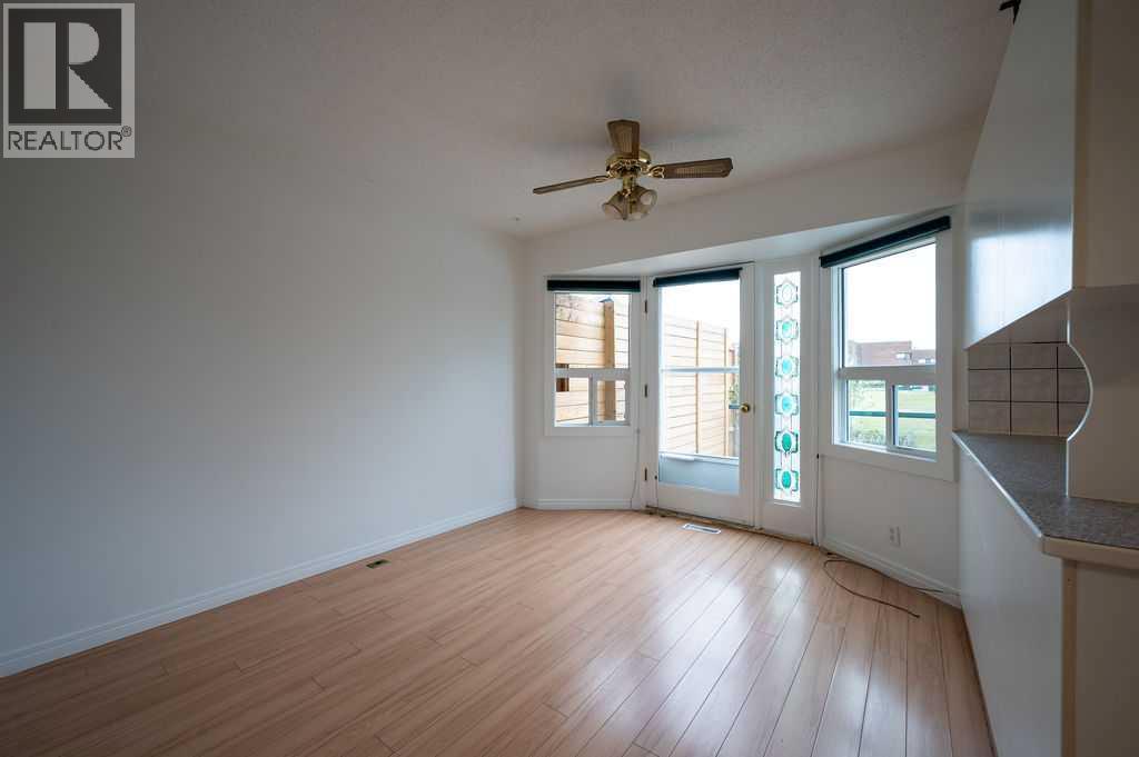 2603 60 Street NE - 8
