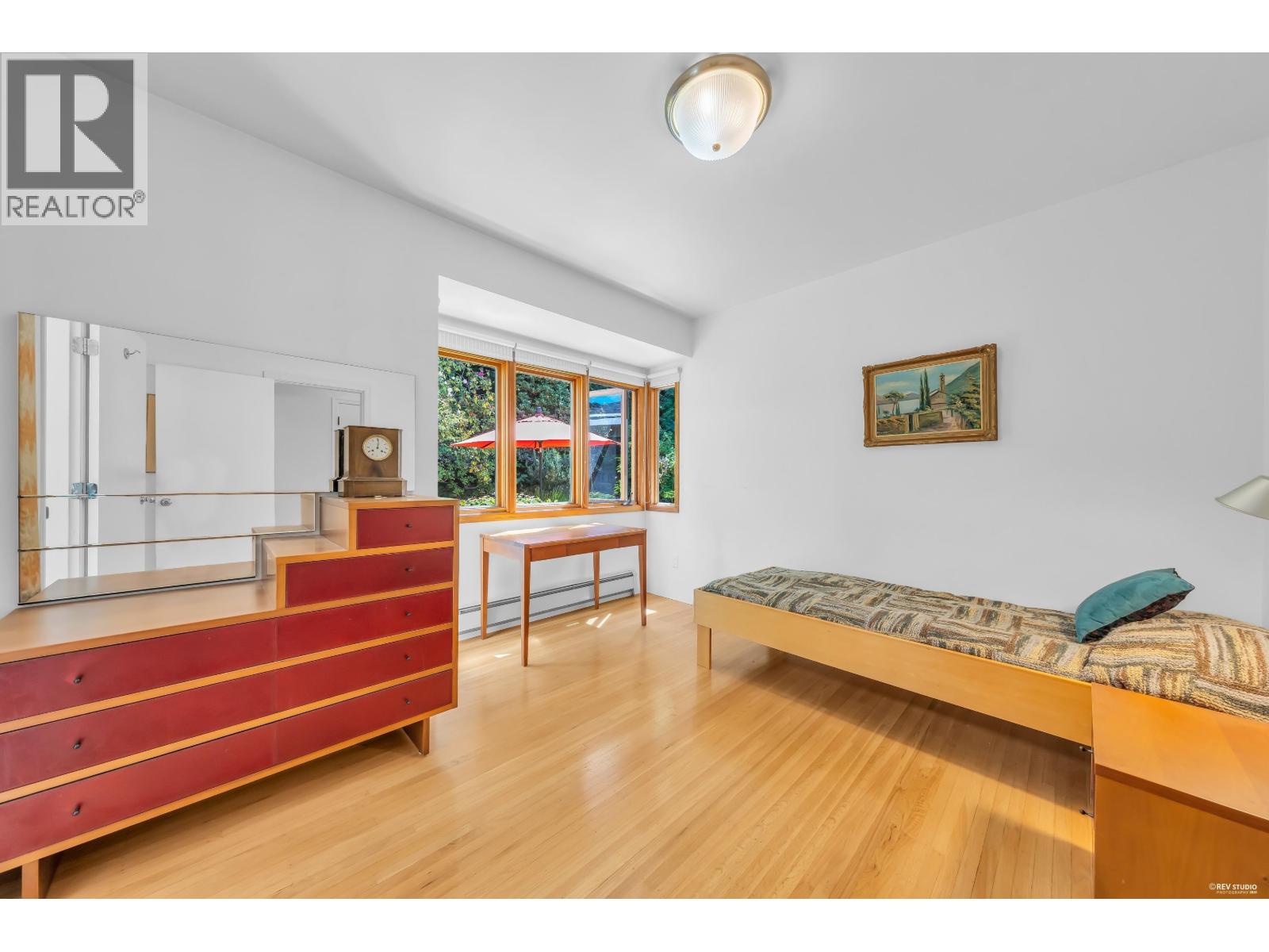 870 LEYLAND STREET, West Vancouver
