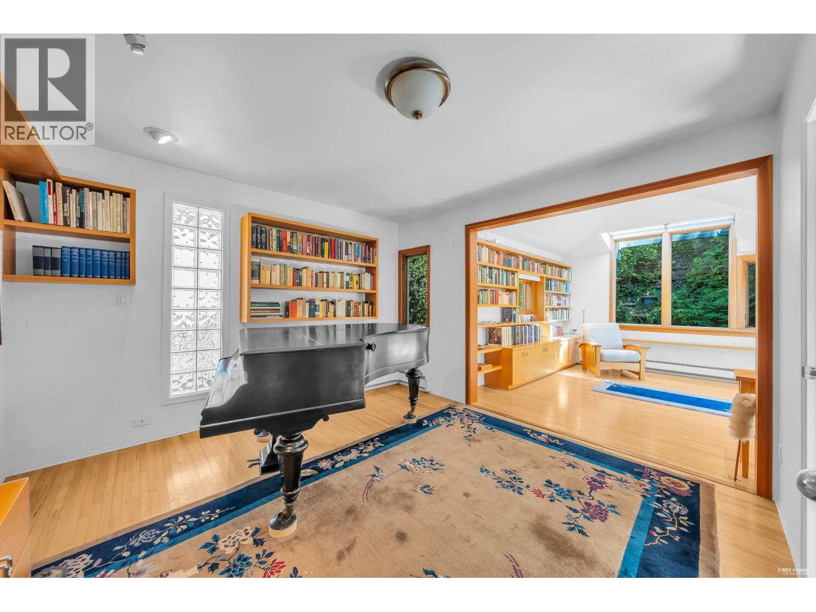870 LEYLAND STREET, West Vancouver