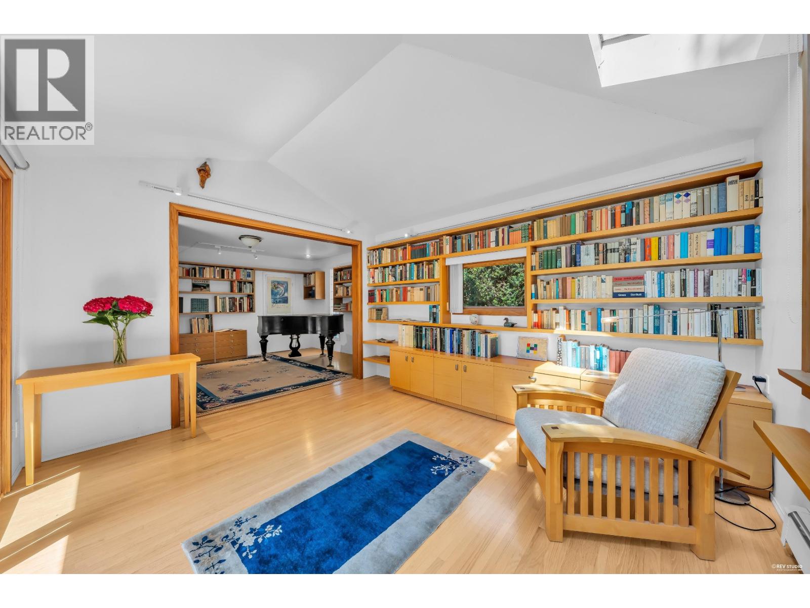 870 LEYLAND STREET, West Vancouver