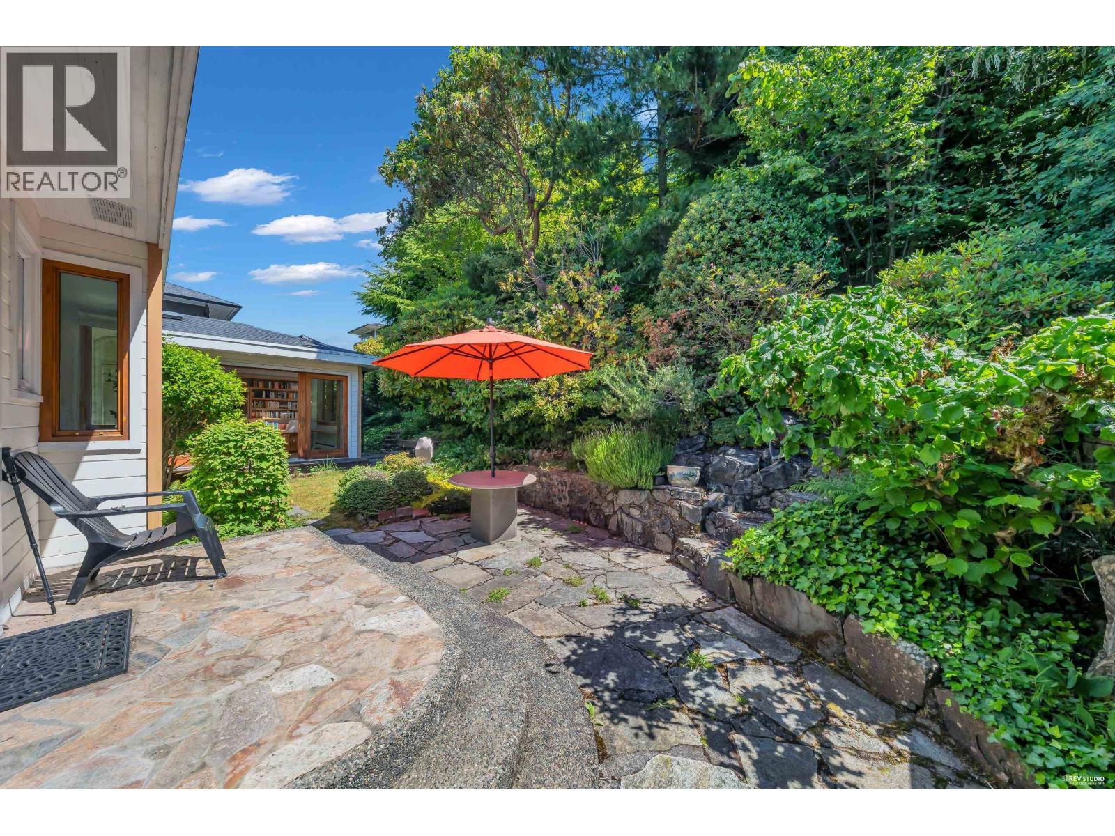 870 LEYLAND STREET, West Vancouver