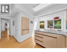 870 Leyland Street, West Vancouver, BC V7T2L4 Photo 20