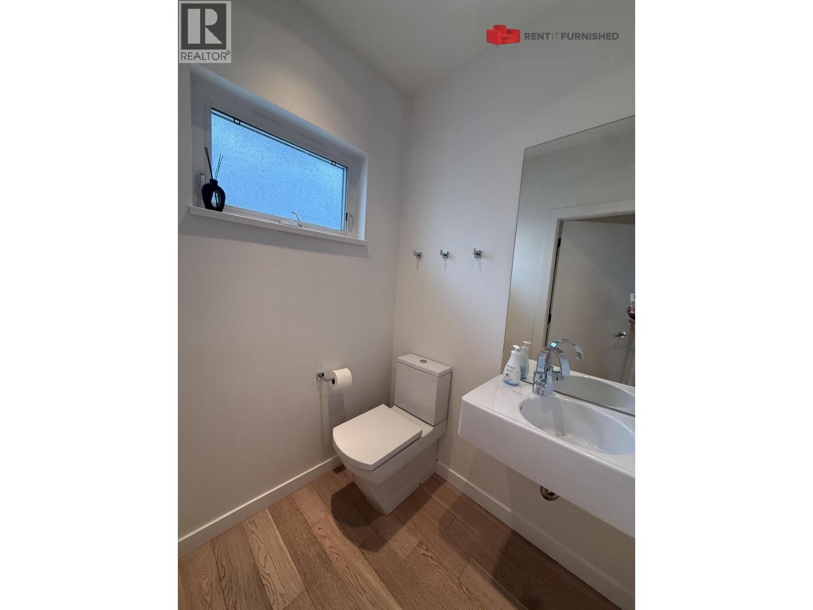 626 ALEXANDER STREET, Vancouver - Image 1