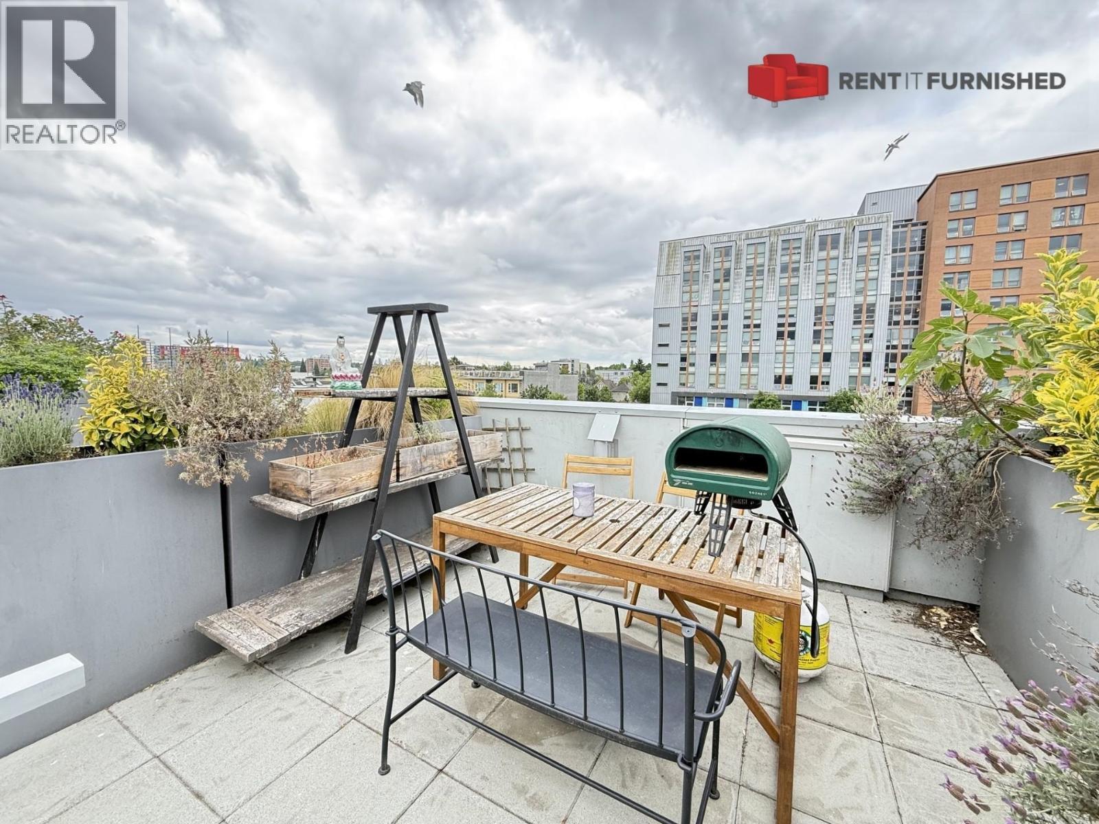 626 ALEXANDER STREET, Vancouver - Image 1