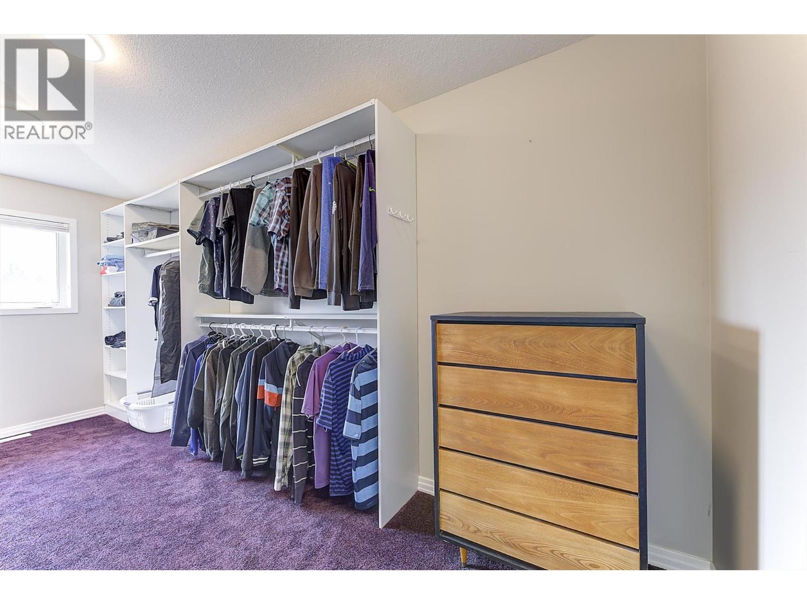 2296 Lillooet Crescent, Kelowna