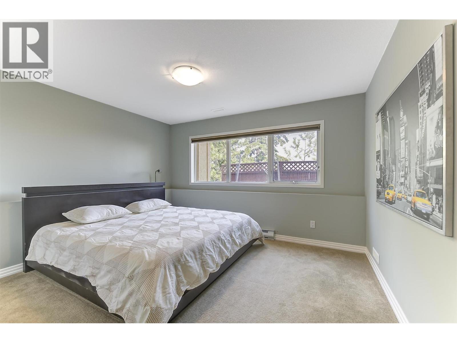 2296 Lillooet Crescent, Kelowna