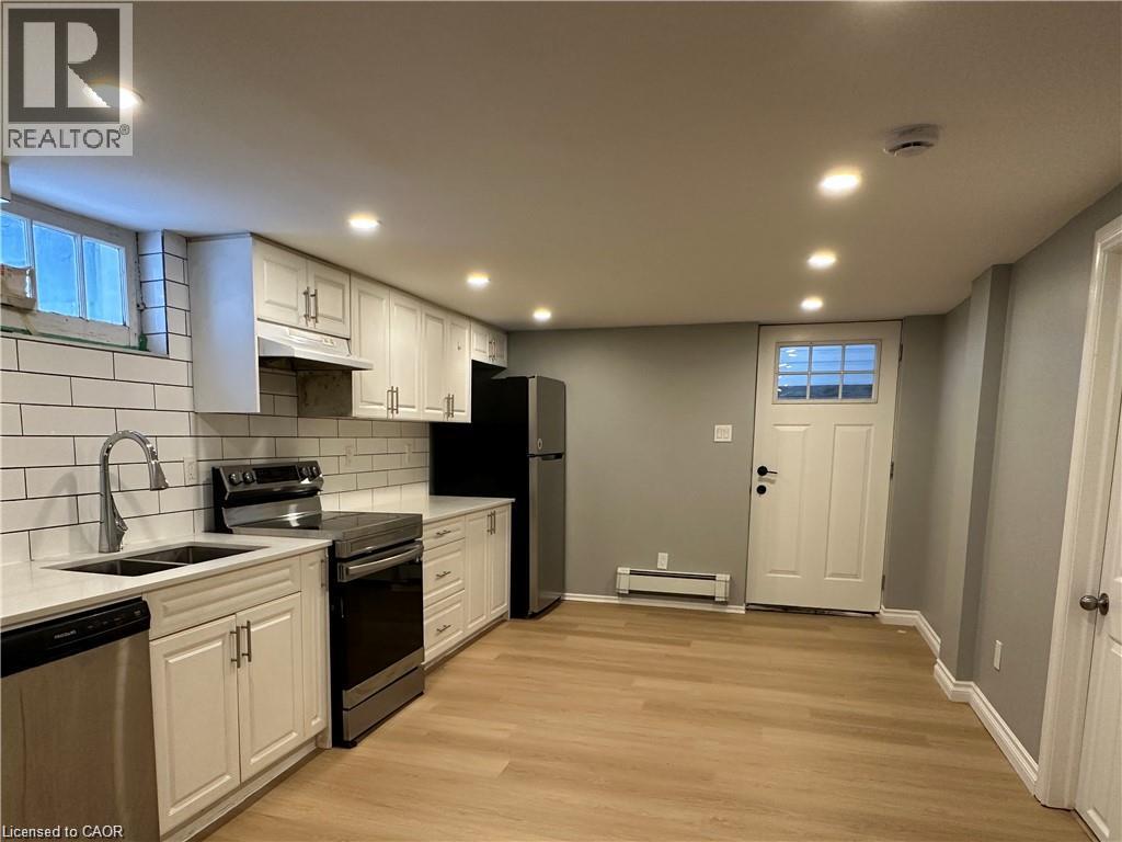 80 GLEN Road Unit# LOWER — photo 2