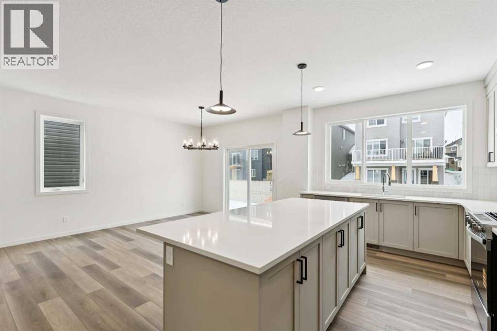 823 Bayview Terrace Southwest - Photo 11