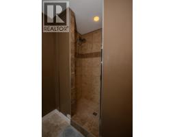 240 Westridge Drive, Williams Lake, BC V2G5H8 Photo 13