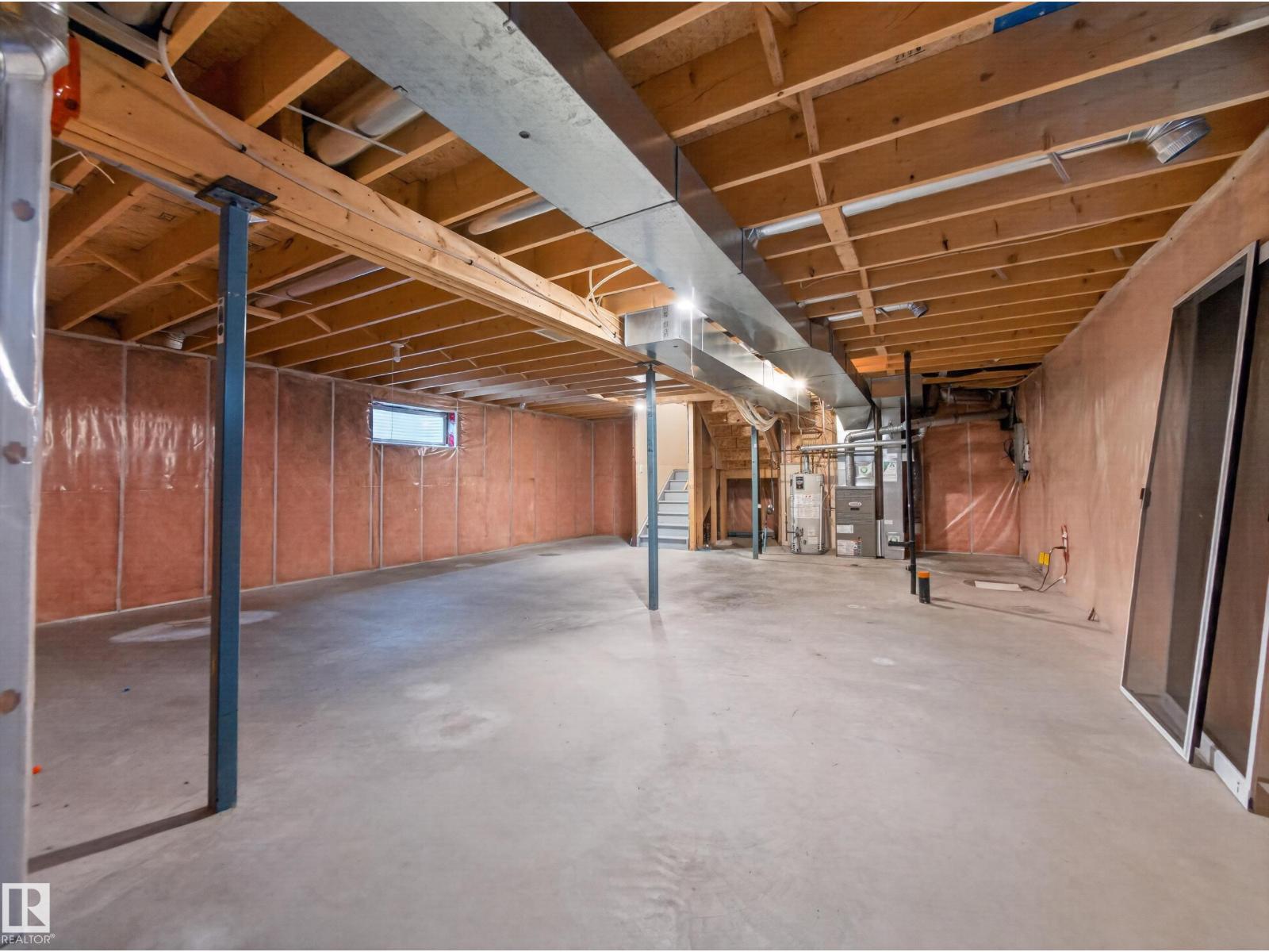 283 ASCOTT CR - Image 38