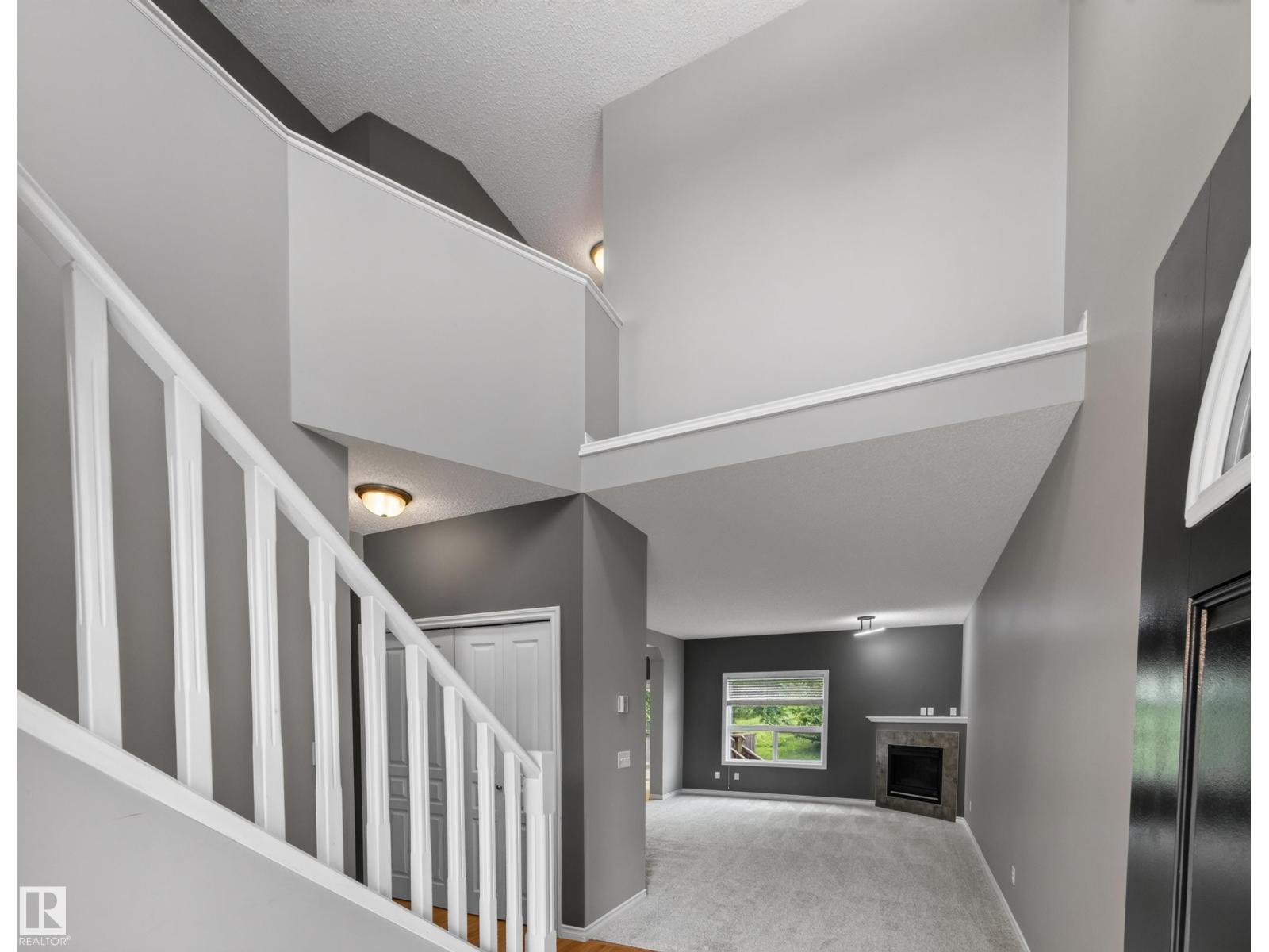 283 ASCOTT CR - 14
