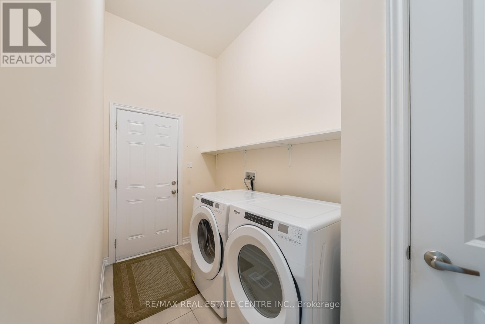 11 OVERLEA DRIVE - 40