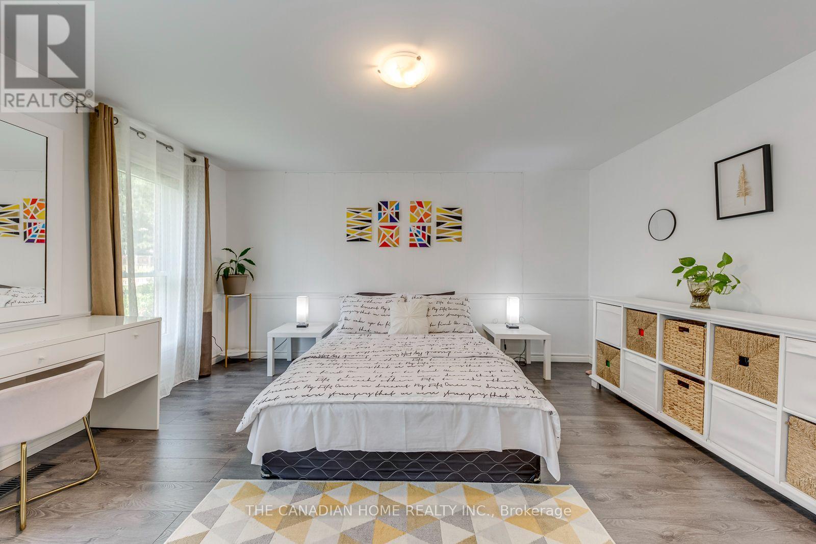 #3 2226 UPPER MIDDLE ROAD - 28