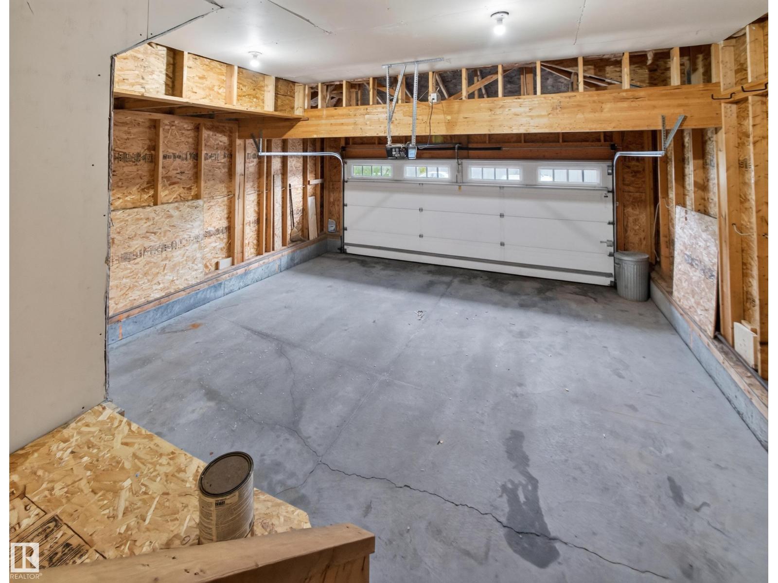 283 ASCOTT CR - Image 35