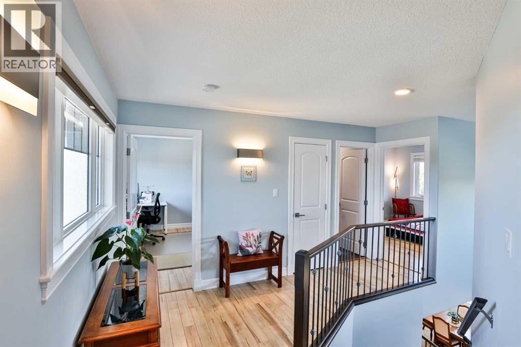 19 Canyoncrest Court W - 16