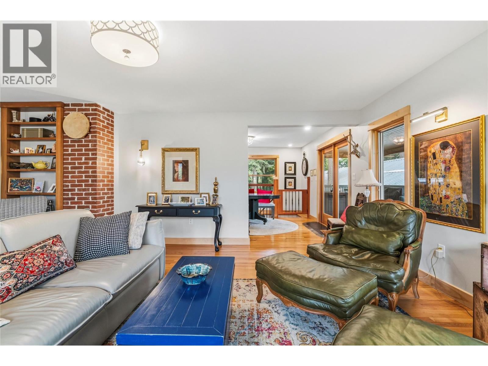 1710 11 Avenue NE - 17