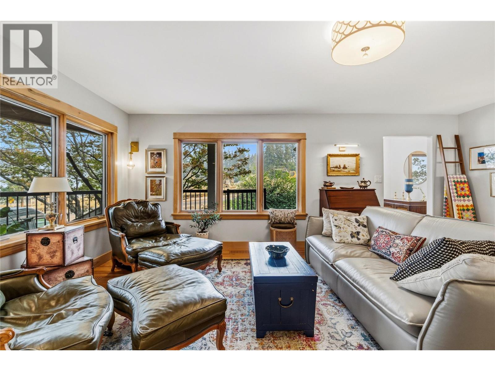 1710 11 Avenue NE - Image 14
