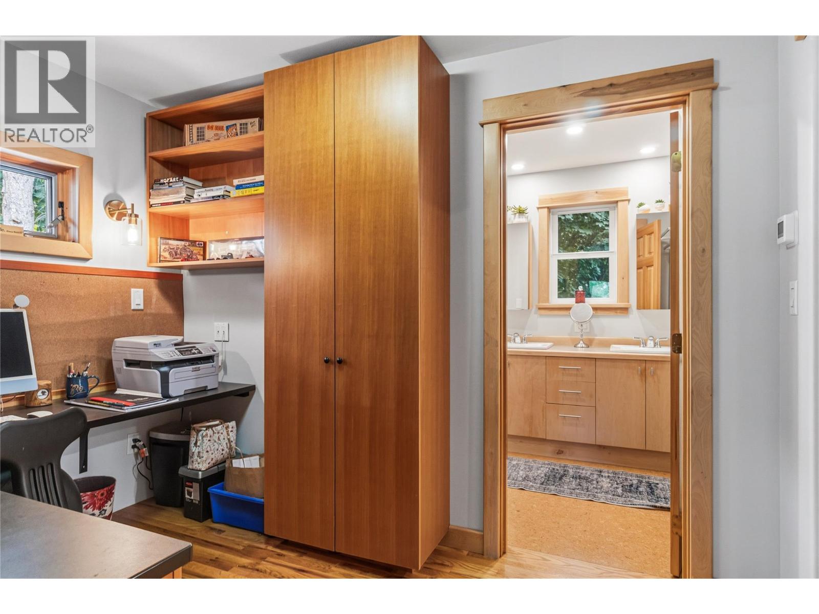 1710 11 Avenue NE - Image 32