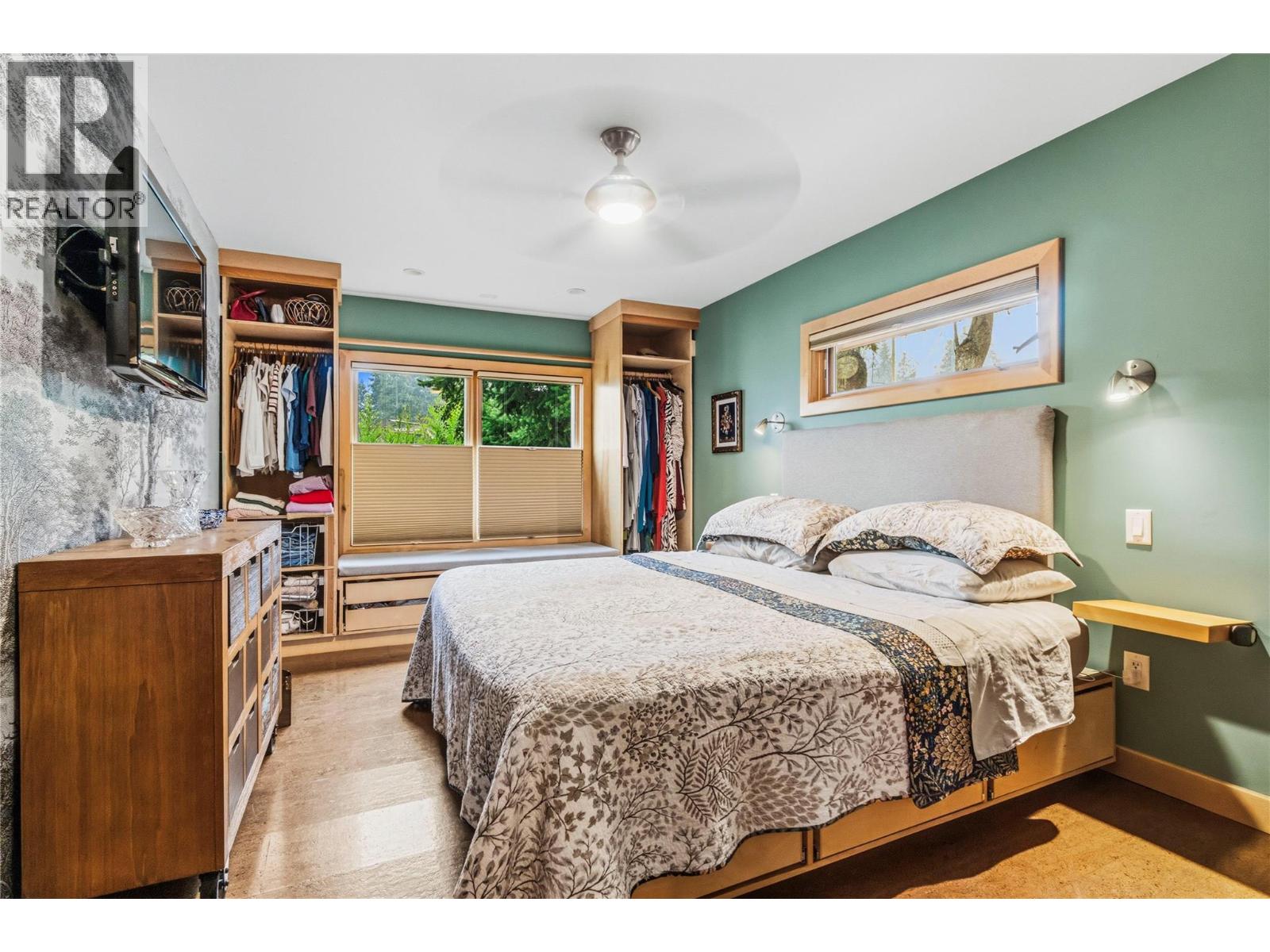 1710 11 Avenue NE - Image 35