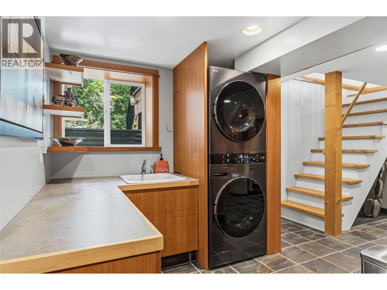 1710 11 Avenue NE - Image 45