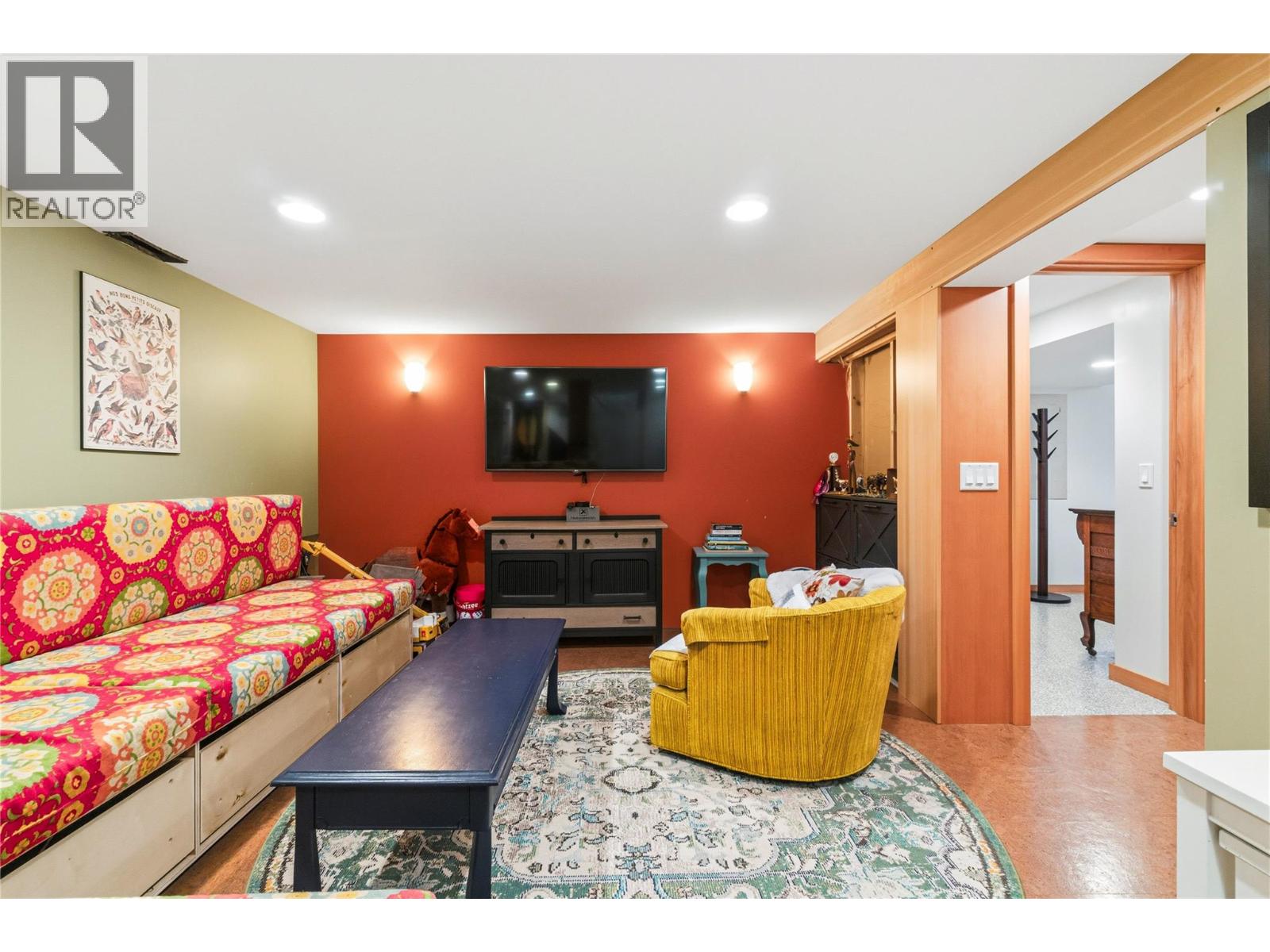 1710 11 Avenue NE - 52