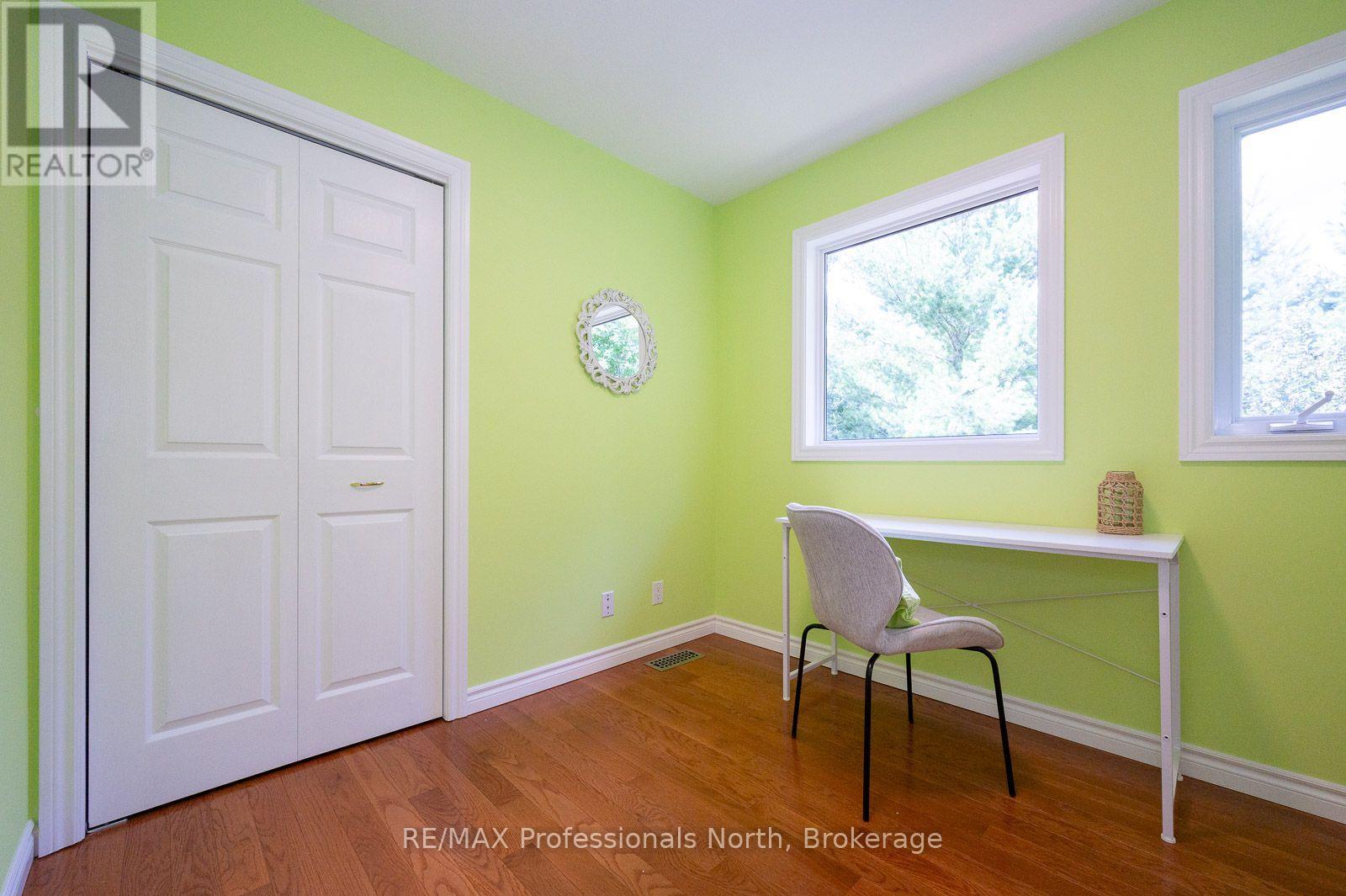 18 HERITAGE CRESCENT - Image 24