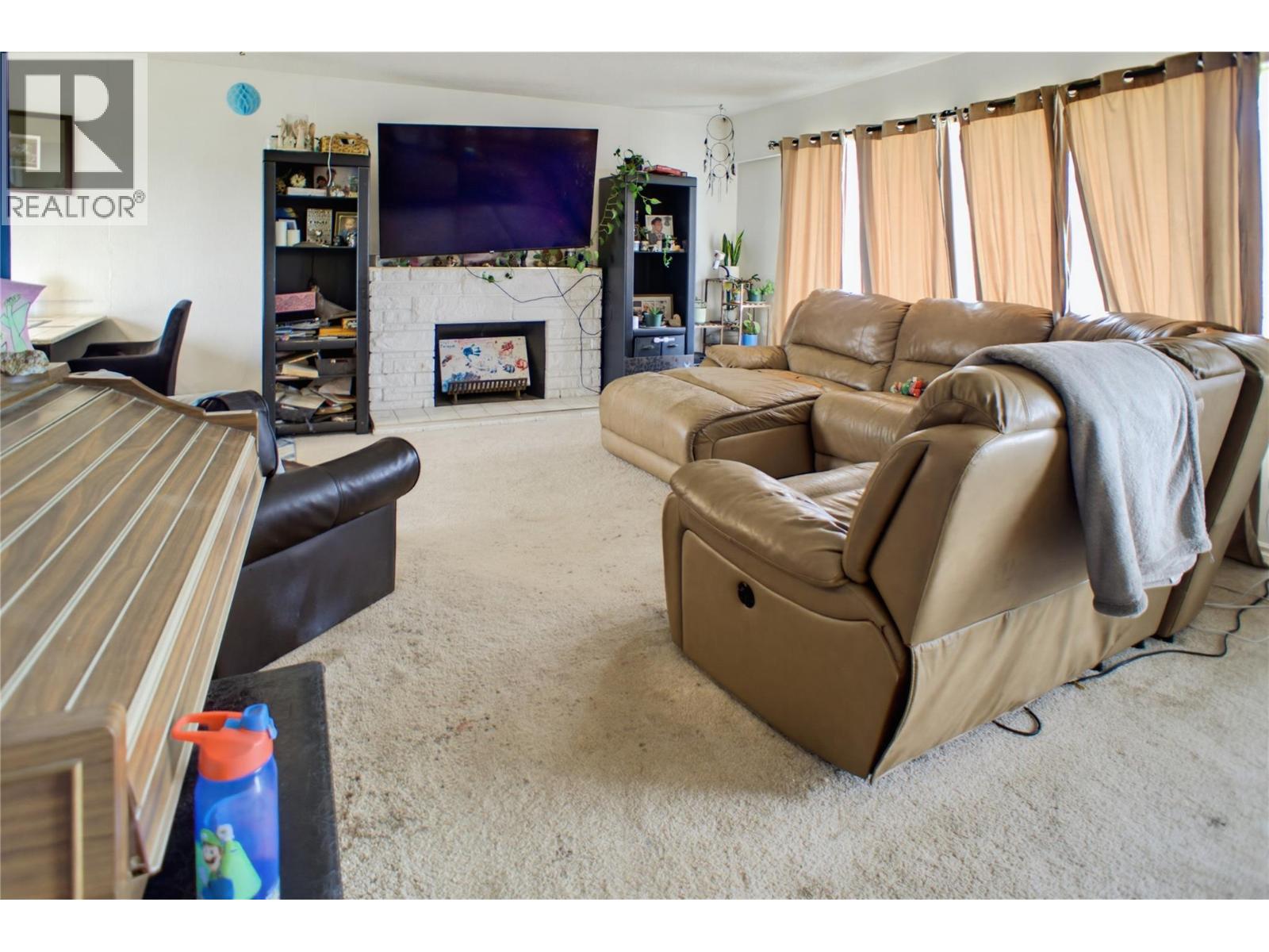 262 HOLLY Avenue - 6