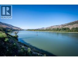 4179 Davie Road, Kamloops, BC V2H1K8 Photo 9