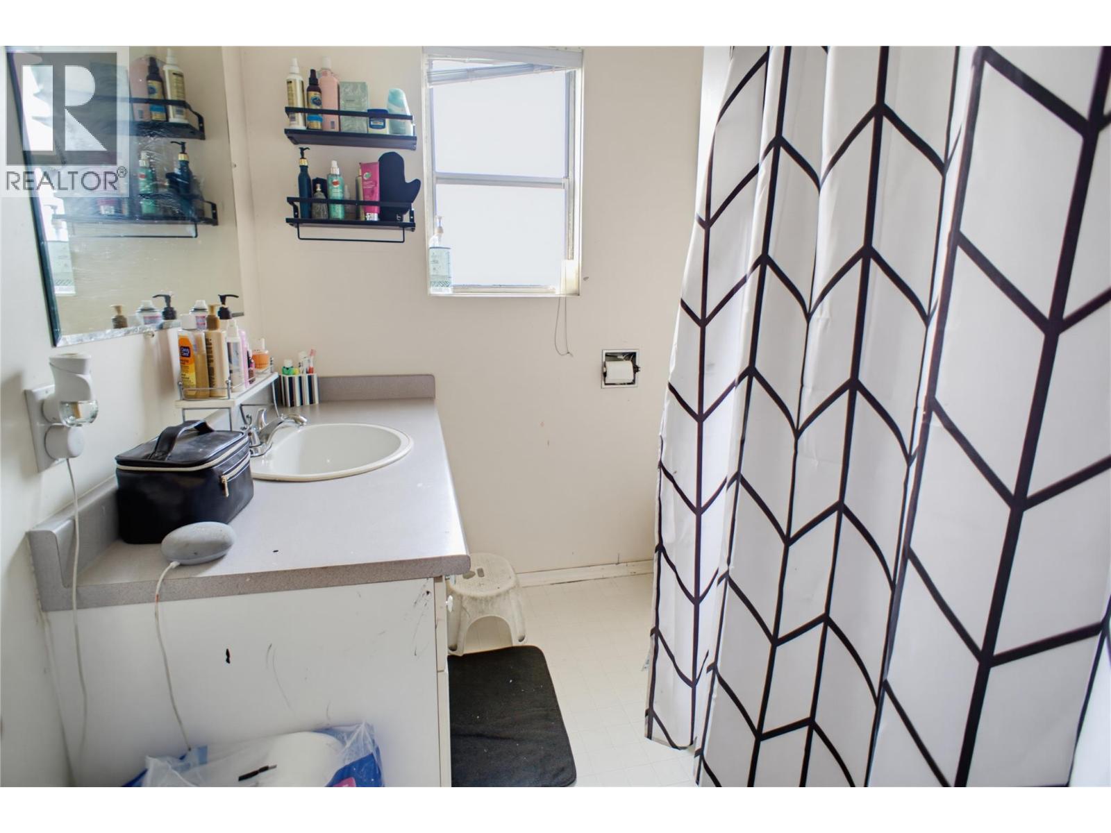 262 HOLLY Avenue - 10