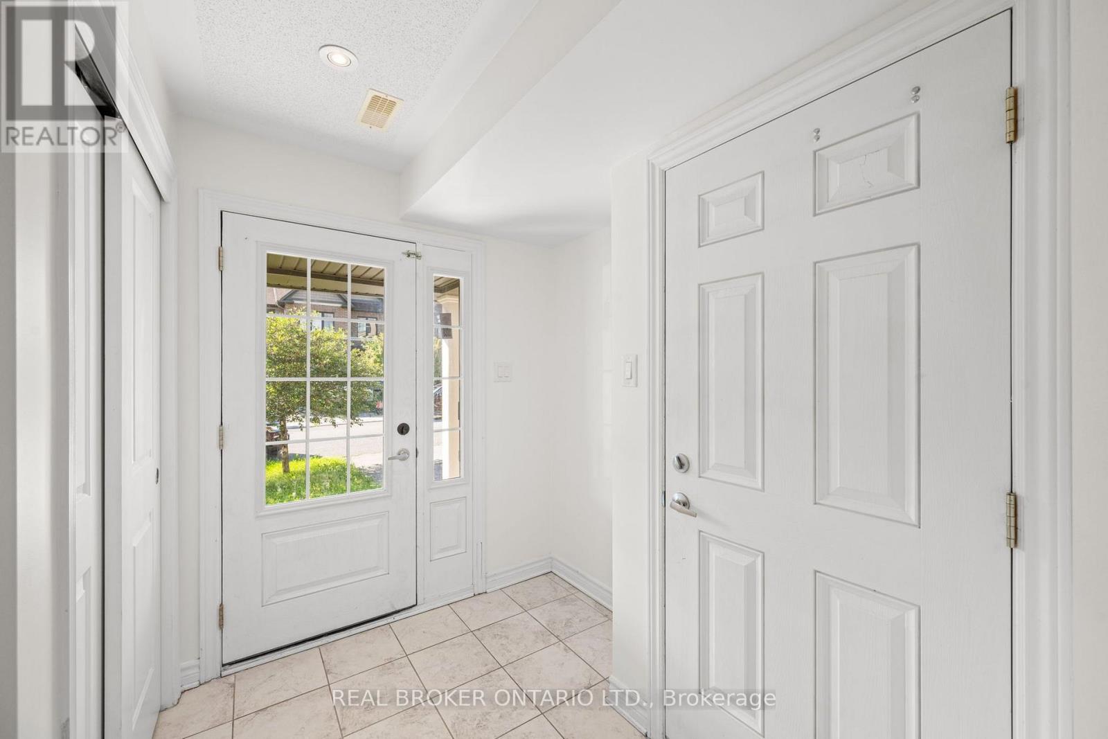 2 Bed, 2 Bath House for Rent in Ottawa – 66 FALLENGALE CRESCENT, Ottawa – MLS# X13658292 - Image 3
