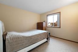 2 Langley Bay, Winnipeg, MB R3T6C7 Photo 20