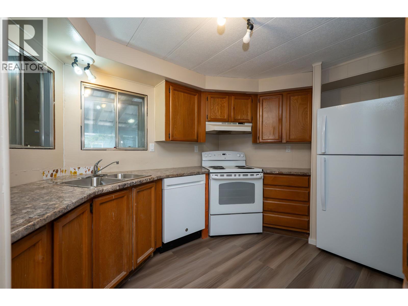 #11 1322 DOG CREEK ROAD - Image 6