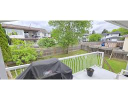 14919 Spenser Drive, Surrey, BC V3M7K7 Photo 11