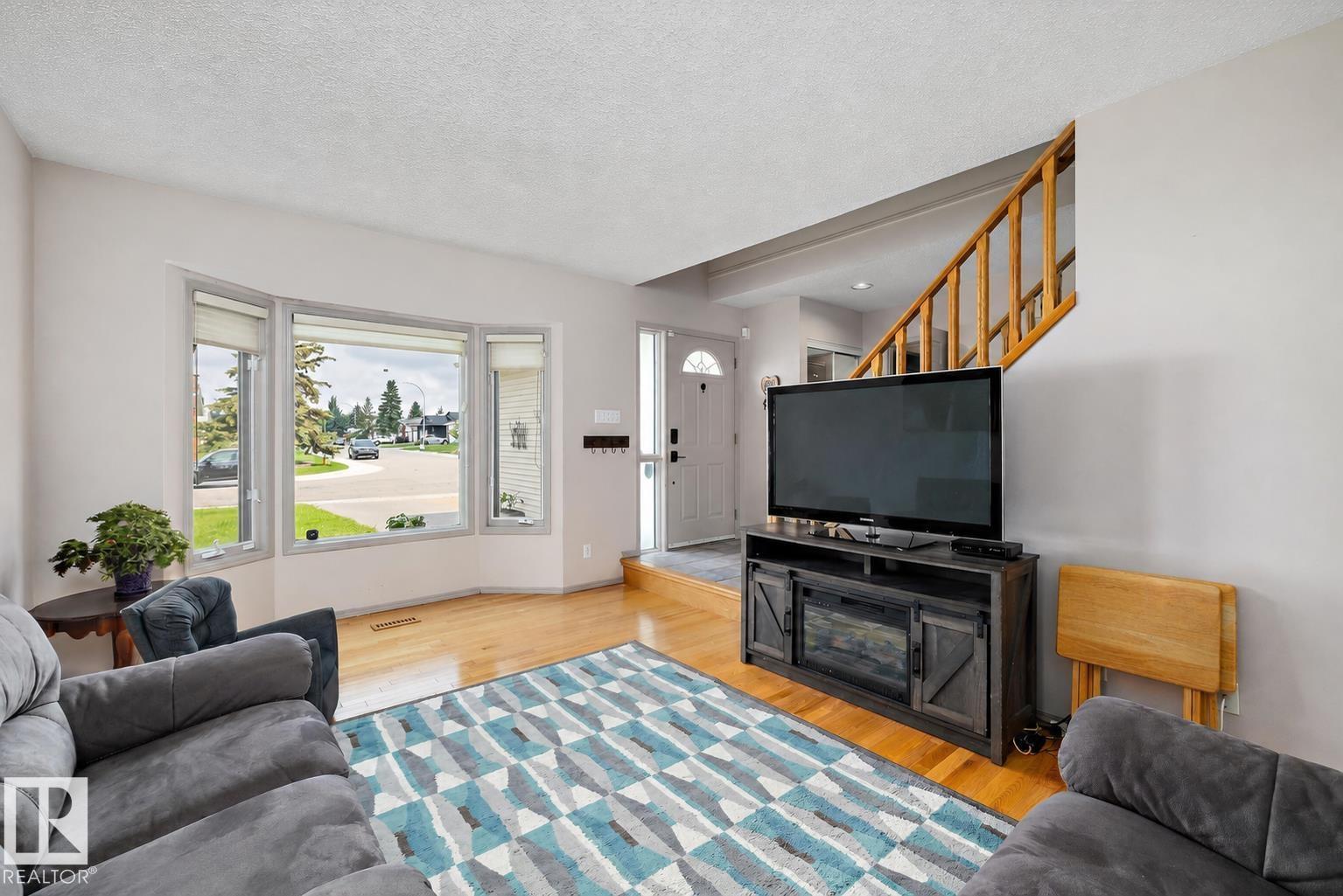 9811 158 AV NW, Beaumaris, Edmonton photo 5