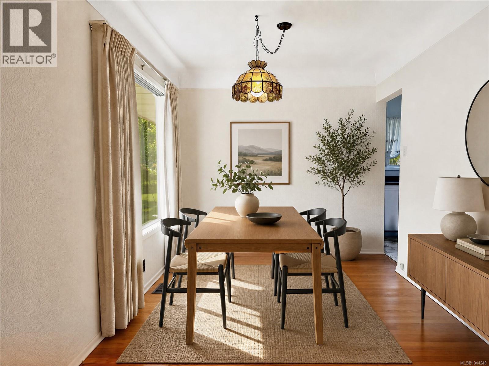 1071 Lodge Ave - Image 6