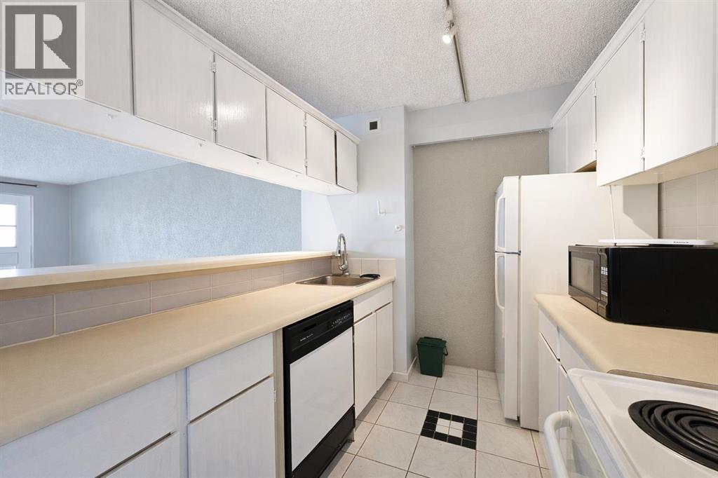 221 6 Avenue Southeast - Photo 13