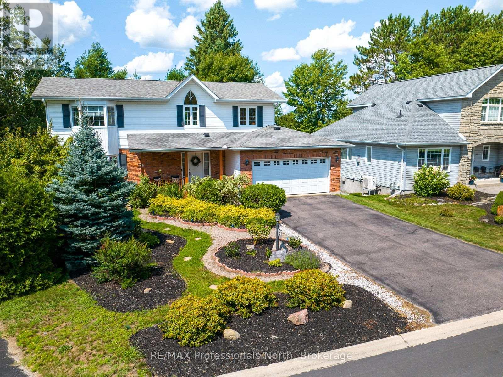 18 HERITAGE CRESCENT - 2