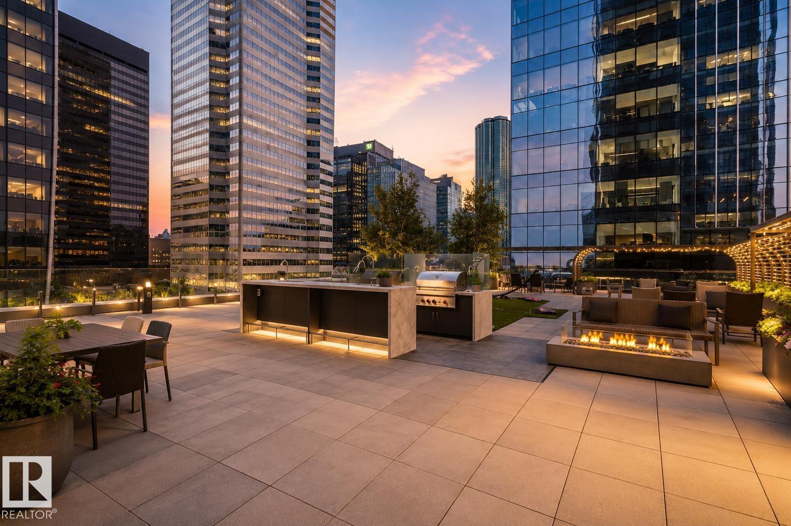 #3411 10360 102 ST NW - 33