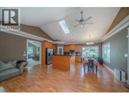 735 Schoolhouse Street, Coquitlam, BC V3J5S1 Photo 10