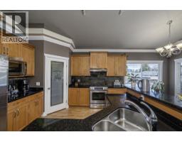 735 Schoolhouse Street, Coquitlam, BC V3J5S1 Photo 8